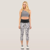 Das Muster der Goonies-Zeichen Capri Leggings (Vorderseite)