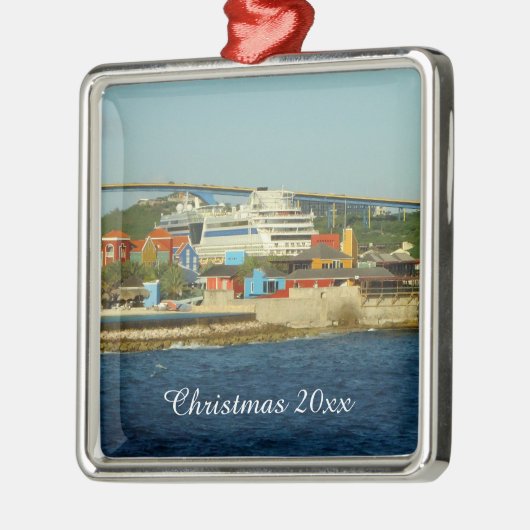 Das Nennen bei Curaçao datierte Ornament Aus Metall (Links)