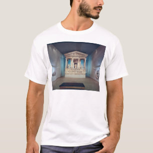 Das nereid-Monument, Xanthos, c.390-380 BC T-Shirt