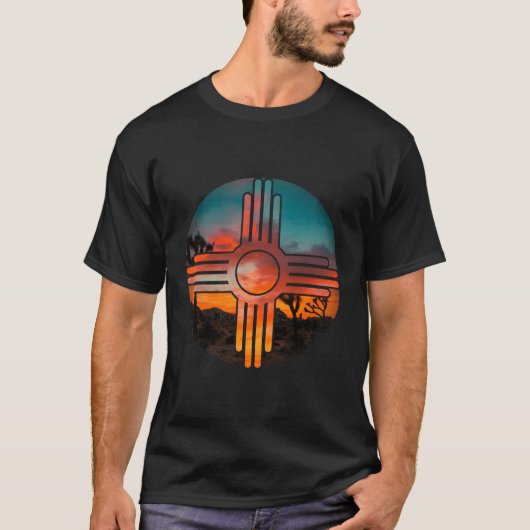 Das neue Mexiko-Zia-Symbol und die Landschaft T-Shirt (Vorderseite)