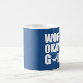 Das Okayest der Welt lustige Tasse Golfspielers (Mittel)