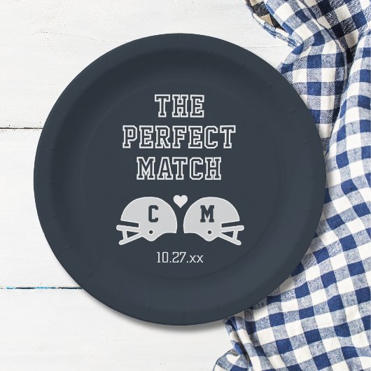 Das perfekte Match-Fußball-Hochzeitmonogramm Pappteller