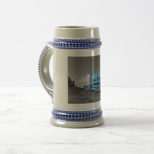 Das Peterbilt 379 des Buckels Tasse (Vorderseite Links)