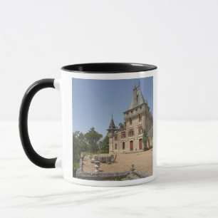 Das prächtige Schloss Chateau de Pressac und der G Tasse