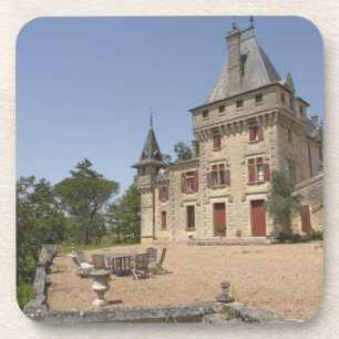 Das prächtige Schloss Chateau de Pressac und der G Untersetzer