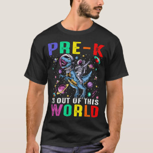 Das Pre-K ist aus diesem Weltraum des Dinosauriers T-Shirt