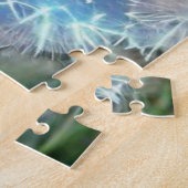 Das Puzzle aus dem Foto mit dem feuchten Löwenzahn (Seite)