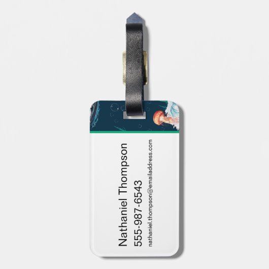 Das Quallen-Muster des weißen Lotus Ocean Gepäckanhänger (Rückseite vertikal)