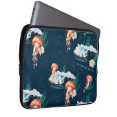 Das Quallen-Muster des weißen Lotus Ocean Laptopschutzhülle (Vorne Rechts)