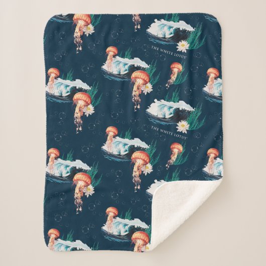 Das Quallen-Muster des weißen Lotus Ocean Sherpadecke (Vorderseite)