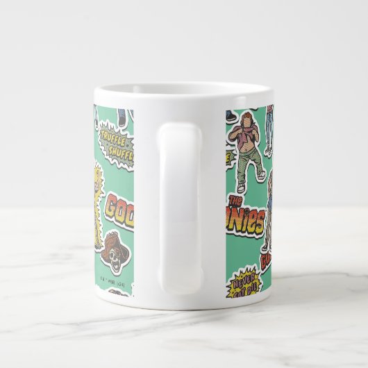 Das Retro-Stickermuster der Goonies Jumbo-Tasse (Rückseite)