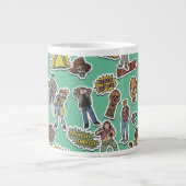 Das Retro-Stickermuster der Goonies Jumbo-Tasse (Vorderseite)
