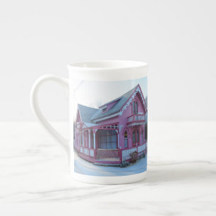 Das Rosa Haus im Schnee - Martha's Vineyard Porzellantasse