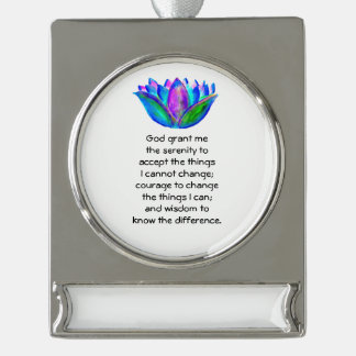 Das ruhige Gebet mit dem farbenprächtigen Lotus Bl Banner-Ornament Silber