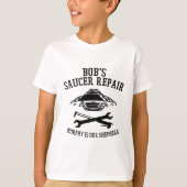 Das Saucer Repair Logo des T - Shirt Black Bob (Vorderseite)