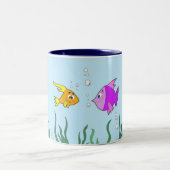 Das scheint fischartig zweifarbige tasse (Mittel)