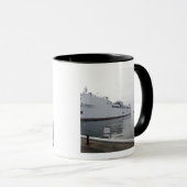 Das Schiff des militärischen Sealift-Kommandos Tasse (VorderseiteRechts)