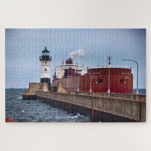 Das Schiff Paul R. Tregurtha und das Leuchtturm Puzzle (Horizontal)