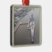 Das Schlachtschiff New Jersey von oben Ornament Aus Metall (Rechts)