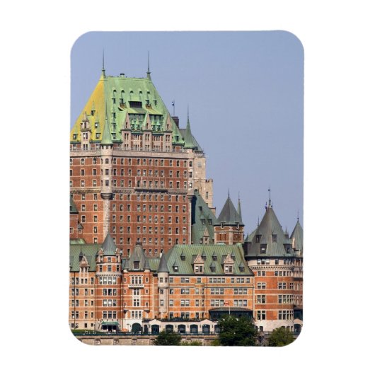 Das Schloss Frontenac in Quebec City, Kanada. Magnet (Vertikal)