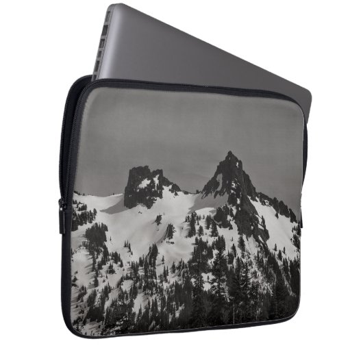 Das Schloss und der Pinnacle Laptopschutzhülle (Vorne Rechts)