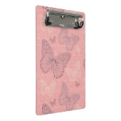 Das Schmetterlings-Rosa Mini Klemmbrett (Schrägansicht)