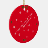 Das schneebedeckte Weihnachten eines Chow-Chows Keramik Ornament (Rechts)