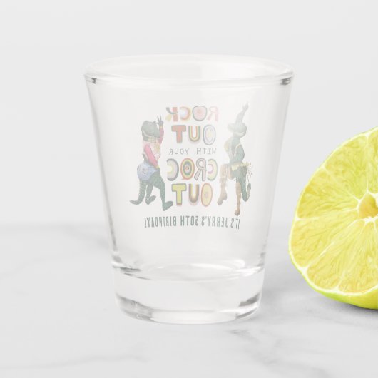 Das schöne Krokodil-Puck mit dem Croc Out Schnapsglas (Rückseite)