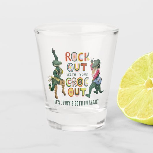 Das schöne Krokodil-Puck mit dem Croc Out Schnapsglas (Vorderseite)
