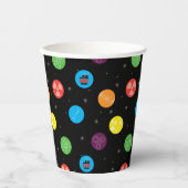 Das schwarze Muster der Urknall-Theorie Pappbecher (Vorderseite)