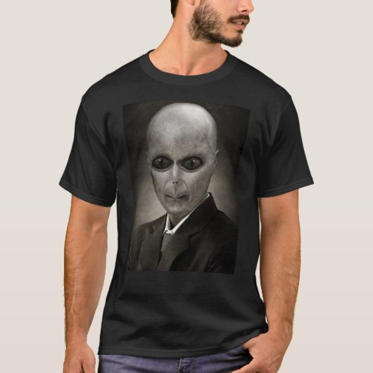 Das schwarze Shirt der (Vorderseite)