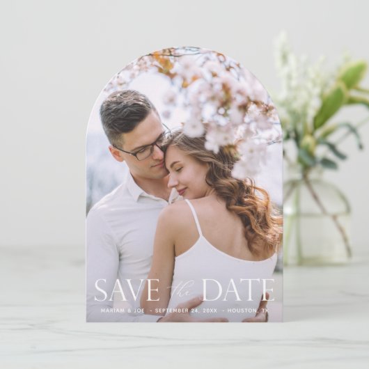 Das Script V Modern 2 Foto Save the Date Arc Einladung (Stehend Vorderseite)
