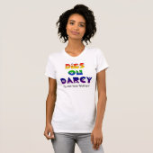 Das Shirt der Darcy Regenbogen-Frau (Vorne ganz)