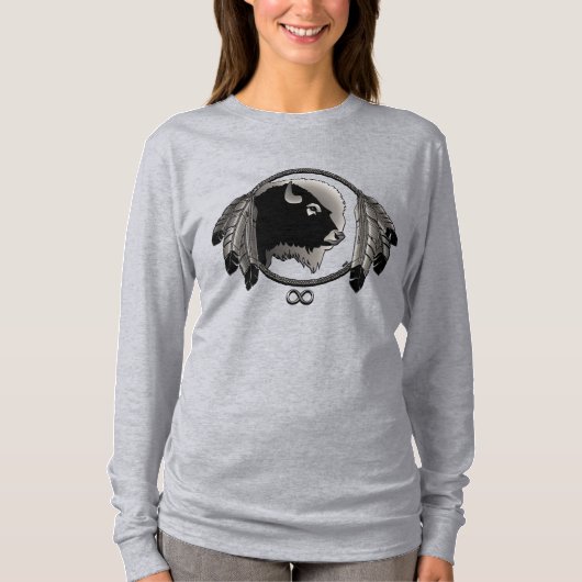 Das Shirt "Frauen-Plus-Größe" der ersten Nation (Vorderseite)