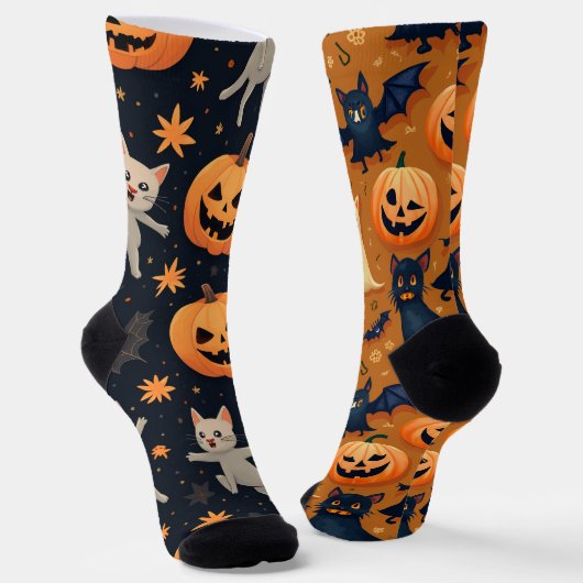 Das sind niedliche Halloween-Socken. Socken (Gewinkelt)