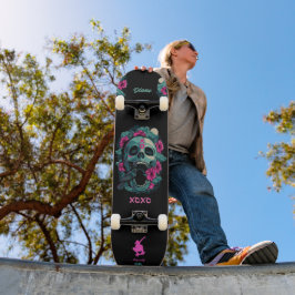 Das Skateboard "Ursprünglich Girl" mit Skull