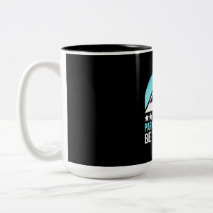 Das Snowboardparadies muss tropisch sein Zweifarbige Tasse