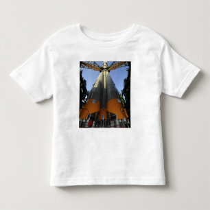 Das Soyuz TMA-13 Raumfahrzeug 2 Kleinkind T-shirt