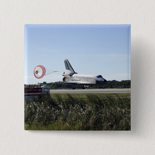 Das Space Shuttle Atlantis entfaltet seinen Drag R Button (Vorderseite)