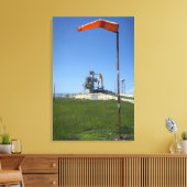 Das Space Shuttle Endeavour wird von einer Windsoc Leinwanddruck (Insitu (Wohnzimmer))