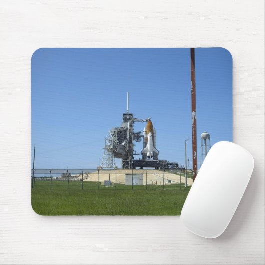 Das Space Shuttle Endeavour wird von einer Windsoc Mousepad (Mit Mouse)