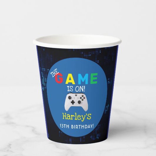 Das Spiel ist an! Benutzerdefiniertes Foto Videosp Pappbecher (Vorderseite)