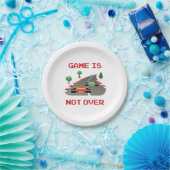 Das Spiel ist nicht über einem Pixel-Videospiel Pappteller (Party)