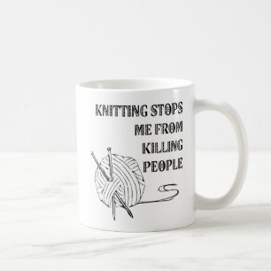 Das Stricken stoppt mich vom Töten des Kaffeetasse