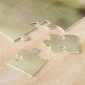 Das süße und Niedliche Llama-Gesicht vor dem große Puzzle (Seite)