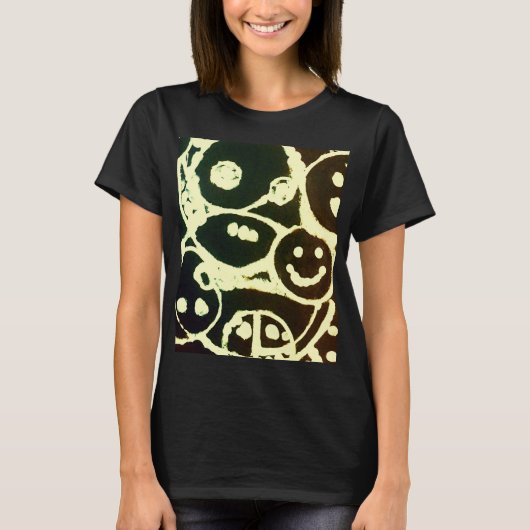 Das T-Shirt der Frauen (Vorderseite)