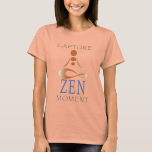 Das T-Shirt der Gefangennahmezen-Moment-bloßen