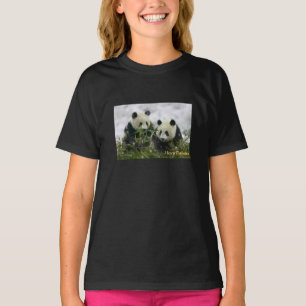das T-Shirt der Kinder mit Pandabären