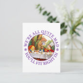 Das Tea-Party von Mad Hatter: "Wir sind alle ganz Einladungspostkarte (Stehend Vorderseite)