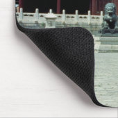 Das Tor Oberster Harmonie-Ming-Dynastie, 1420 Mousepad (Ecke)